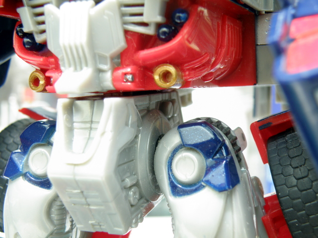 Optimus Prime robot waist detailing