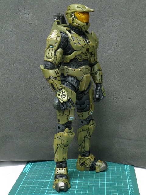 MasterChief armed front view.