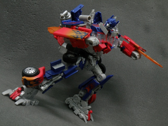 Optimus Prime Single Energon Sword Attack.