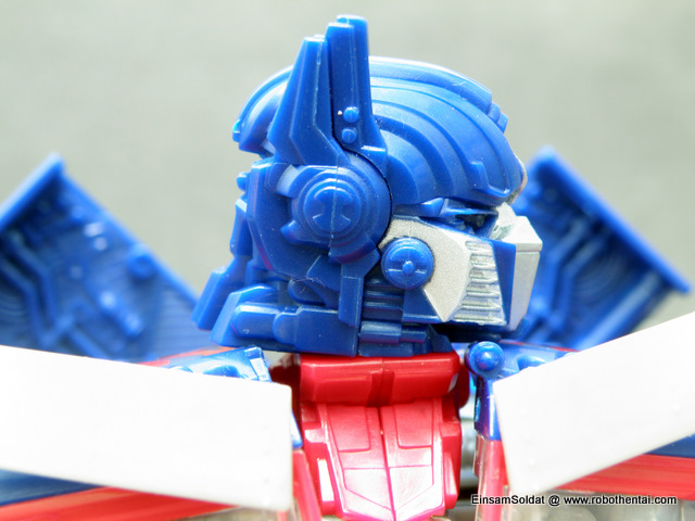 ROTF Optimus Prime Robot Head Side.