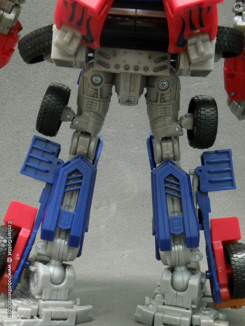 ROTF Optimus Prime Robot Leg Details Back.